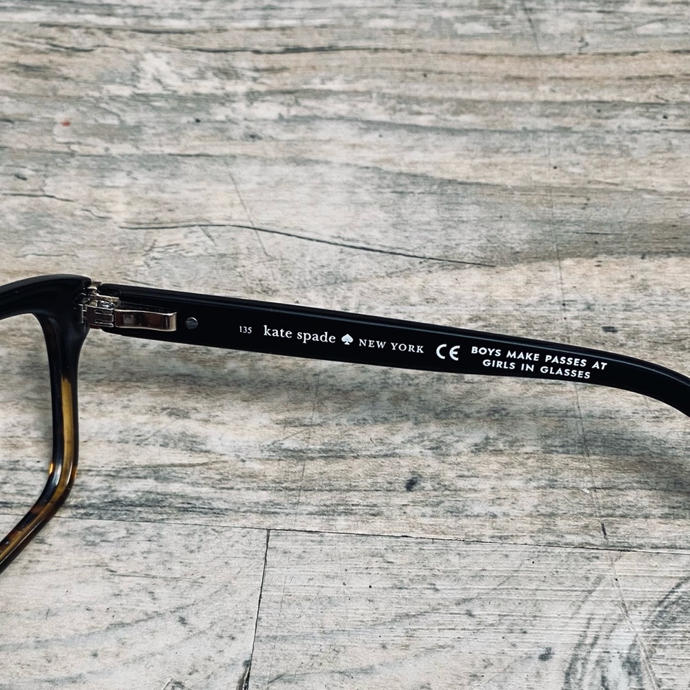 ⛔️sold⛔️Kate Spade Eyeglasses ✨ - Picture 3 of 4